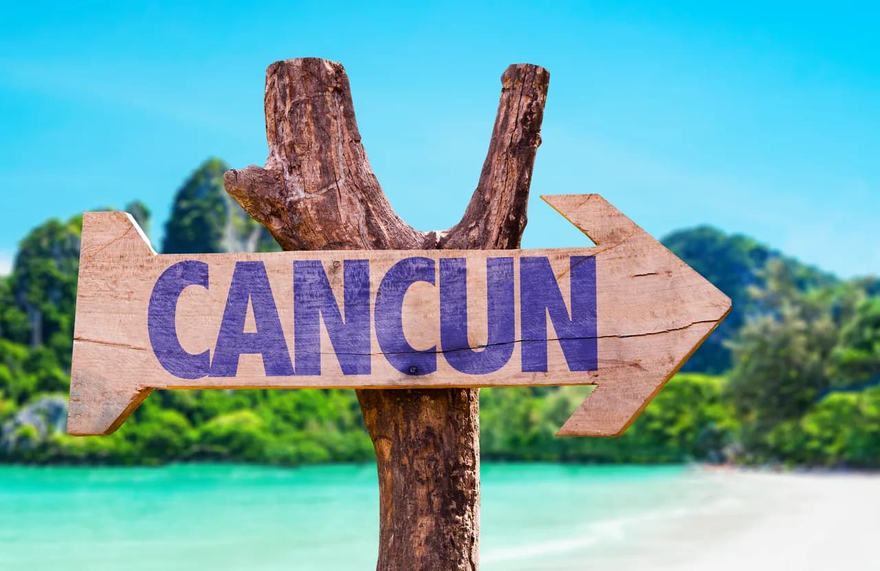 Cancún — view 3